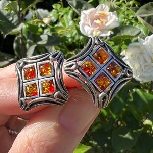 Vintage Signed Sterling Silver Amber Celtic Knot Rhombus Design Clip-On Earrings